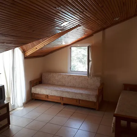 Everest Aparthotel