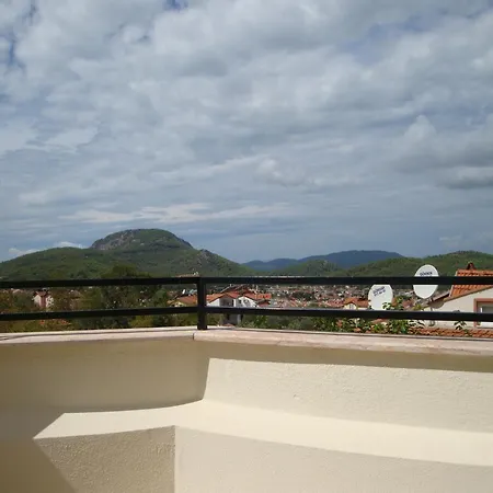 Apart Otel Everest 2*
