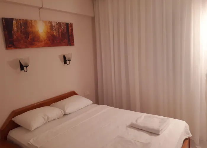 Aparthotel Everest 4*