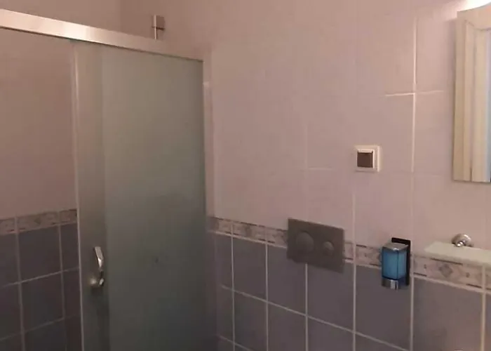 Everest Aparthotel 4*